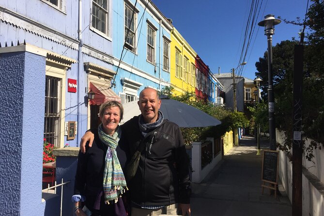 Guided Panoramic Tour in Valparaíso - Price and value for $40: what you get, what you should bring