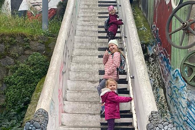Guided Panoramic Tour in Valparaíso - Barrio Puerto: origins of the city and key landmarks on foot