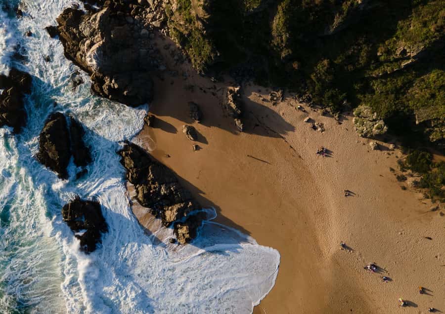 ISLA NEGRA AND ALGARROBO WITH VINICOLA UNDURRAGA - TOUR : CHILE - Algarrobo, the saltwater pool, and the beach-town break