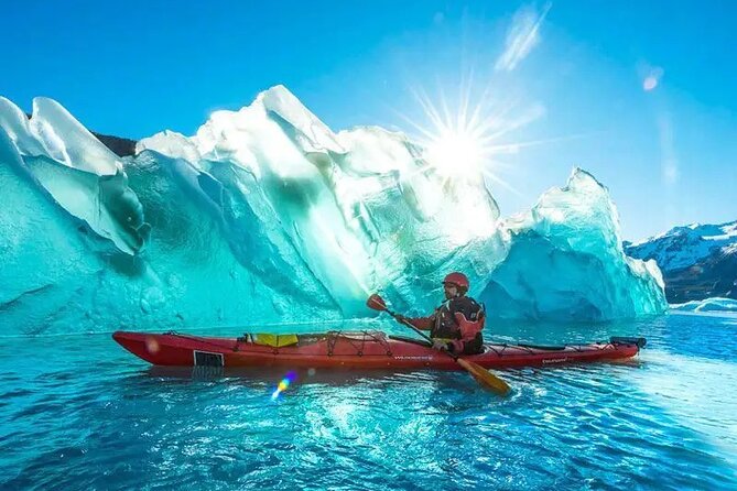 Kayak Experience on Grey Glacier & Lake | Torres del Paine - Key points to know before you paddle