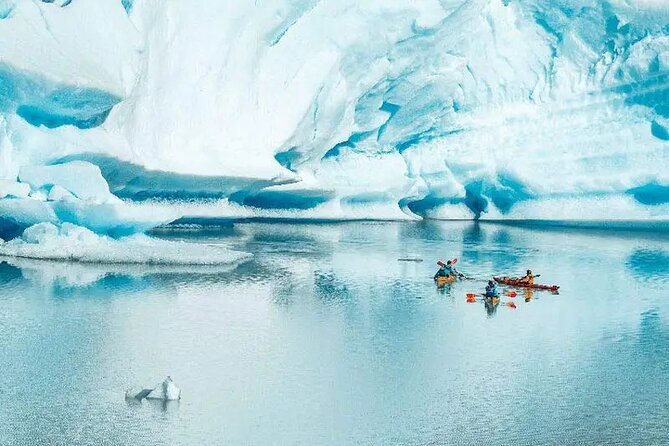Kayak Experience on Grey Glacier & Lake | Torres del Paine - Paddling toward the east face of Grey Glacier, safely and steadily