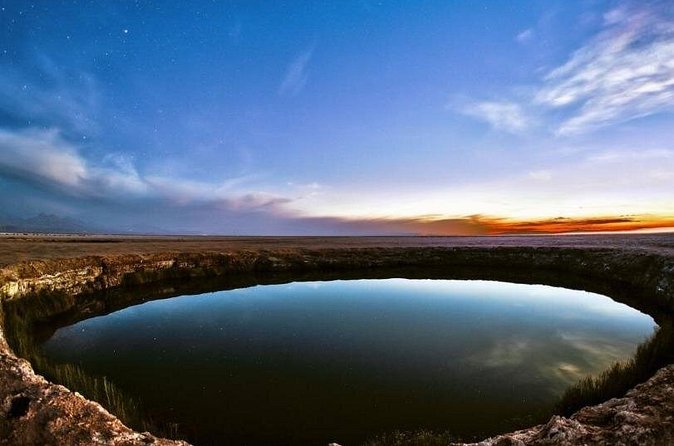 Laguna Cejar, Ojos del Salar and Tebenquinche in Atacama - Stop 3: Laguna Tebenquinche, saline mirror light at sunset