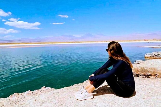 Laguna Cejar, Ojos del Salar and Tebenquinche in Atacama - Stop 2: Ojos del Salar wells, two circles of freshwater in the desert