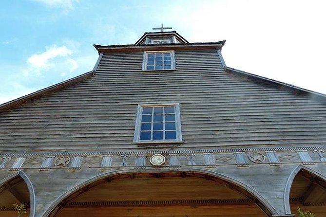 Lemuy Island Tour from Castro - Iglesia Nuestra Señora del Rosario: A World Heritage Wooden Church Moment
