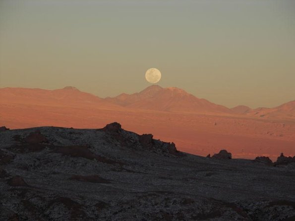 Moon Valley Tour from San Pedro de Atacama - Getting to the desert, pickup windows, and what to wear