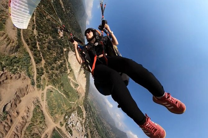 Paragliding in Santiago and Paragliding Santiago - What You’ll Actually See in the Air: Andes, Maipo River, Santiago, Vizcachas