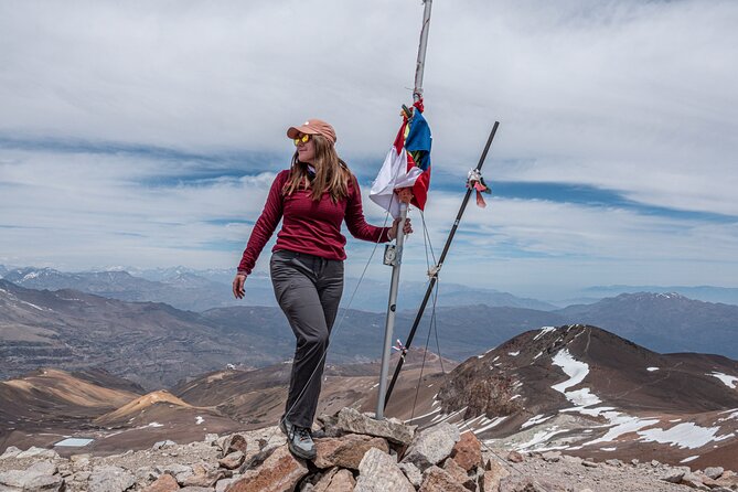 Private Adventure at 4200 meters above sea level in the Chilean Andes Cerro Pintor - Altitude reality check: 4,000m plus air that feels dry and thin