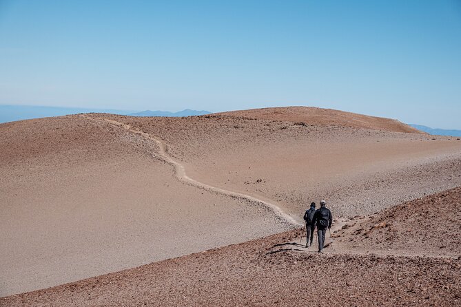 Private Adventure at 4200 meters above sea level in the Chilean Andes Cerro Pintor - The ascent to Laguna Piuquenes, then the extra 200 meters to El Pintor