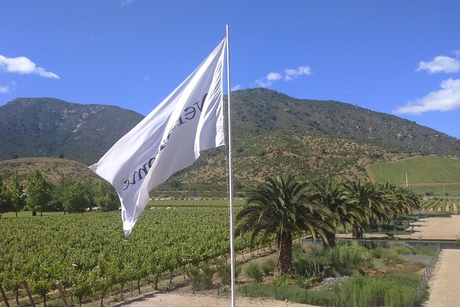 Private Casa Blanca Valley Wine Experience from Santiago - Stop 1, the drive into the region: your warm-up hour