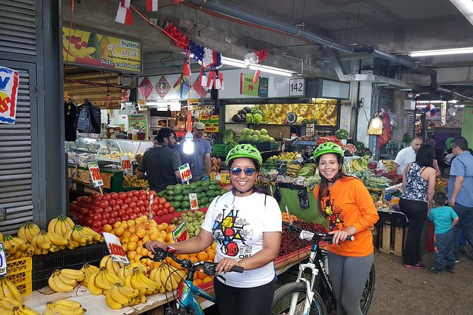 Private Full-Day Bike Tour of Santiago Cultural 5-6 hrs - Getting rolling at El Comendador 2060, with the right bike for Santiago
