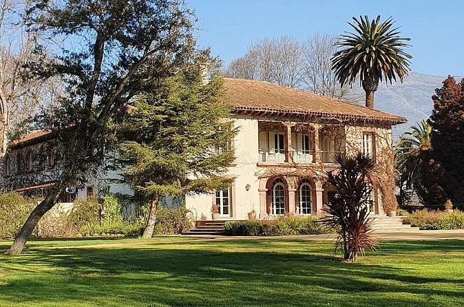 Private Full Day Tour of Viñas Tarapacá and Santa Ema Isla de Maipo - Stop 1 at Viña Tarapacá: native species trail and a four-wine Gran Reserva lineup