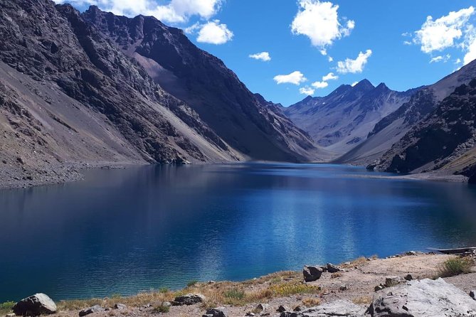 Private Full-Day Tour: Portillo Ski Center and Inca Lagoon from Santiago - Stop 2: Los Andes for a short reset between mountains
