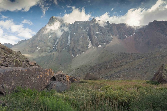 Private Full-Day Tour to Cajón del Maipo from Santiago - The hike reality: how each option rewards your effort
