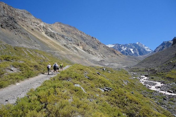 Private Hiking Trip to El Morado Hanging Glacier from Santiago, Carbon Neutral - The real schedule: 9 to 12 hours, 7:30 am start, and early weather checks