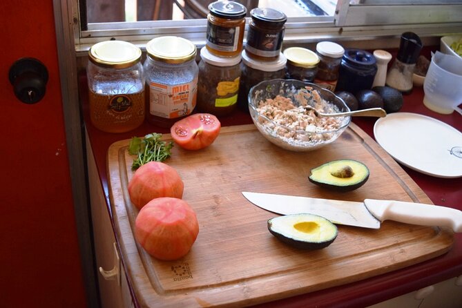 Private Market Tour and Traditional Chilean Cooking Class in a Local Home - Who should book this Chilean cooking day