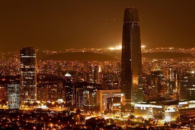 Private Night City Tour with San Cristobal Hill And Dinner Show - Downtown Santiago After Dark: La Moneda, Plaza de Armas, and Friends