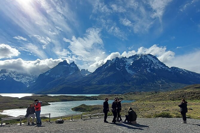 Private Torres del Paine & Milodon, departing from Punta Arenas - Nordenskjold Lake and Laguna Amarga: two lagoons with different moods