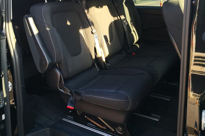 Private Transfer from Santiago Airport to Santiago Hotel & V.V. - Who This Transfer Fits Best in Santiago