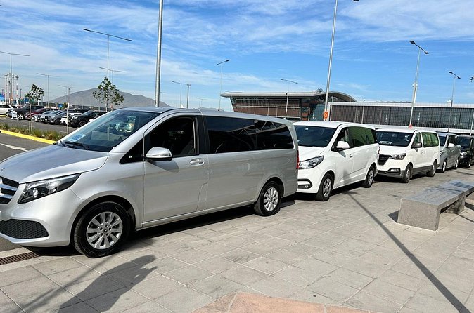 Private transfer to or from Santiago SCL Airport - Direct, private ride: what you will notice in the car