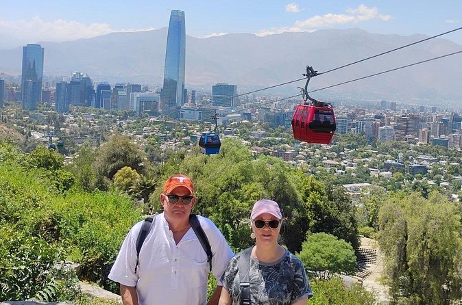 Private Walking Tour and Cable Car - Plaza de Armas and Plaza Baquedano (Plaza Italia): two squares, two moods