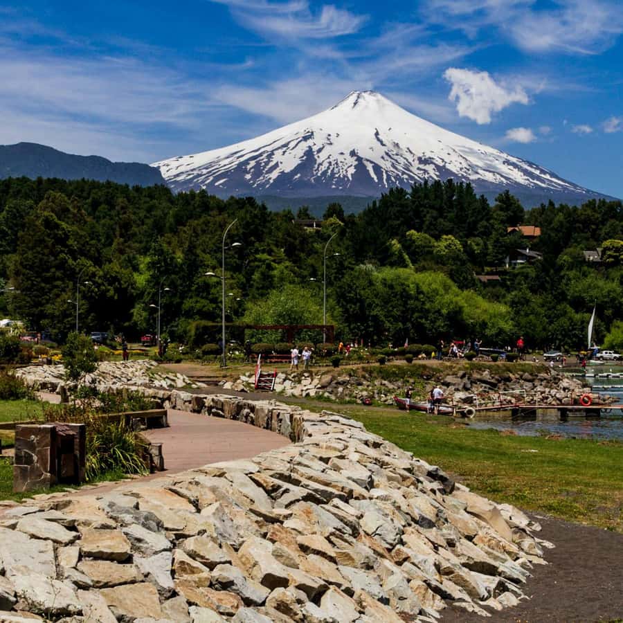 PUCON: TOUR AROUND THE AREA WITH THERMAL BATHS - Volcano and river stops: what you are actually seeing