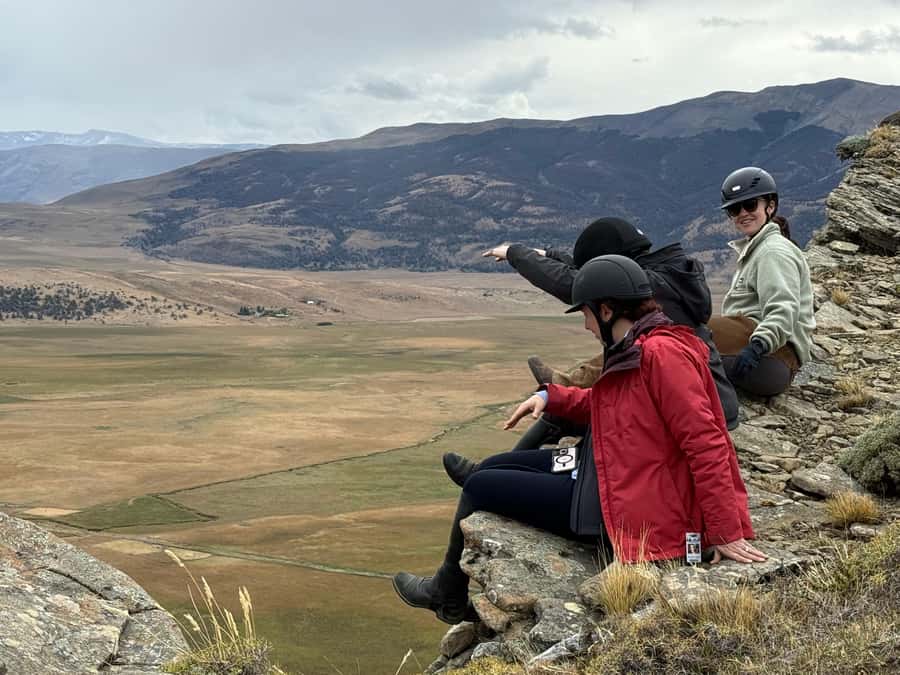 Puerto Natales: Full Day Horse Riding to the Mountains - Picnic lunch: a real break in the middle of a full ride