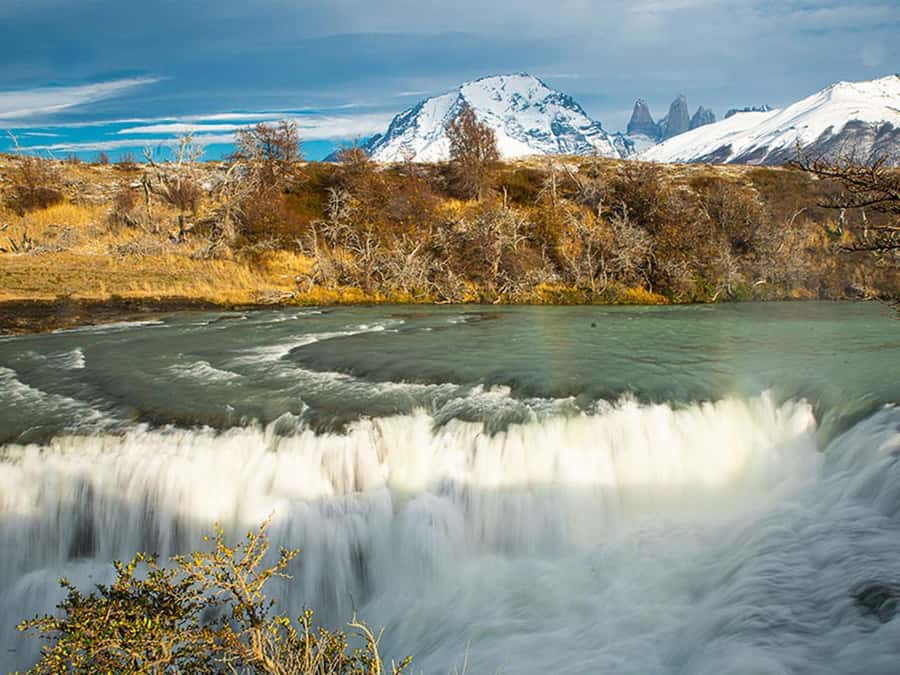 Puerto Natales: Full-Day Torres del Paine Tour - Mirador Nordenskjold Lake: big panorama energy in a short stop