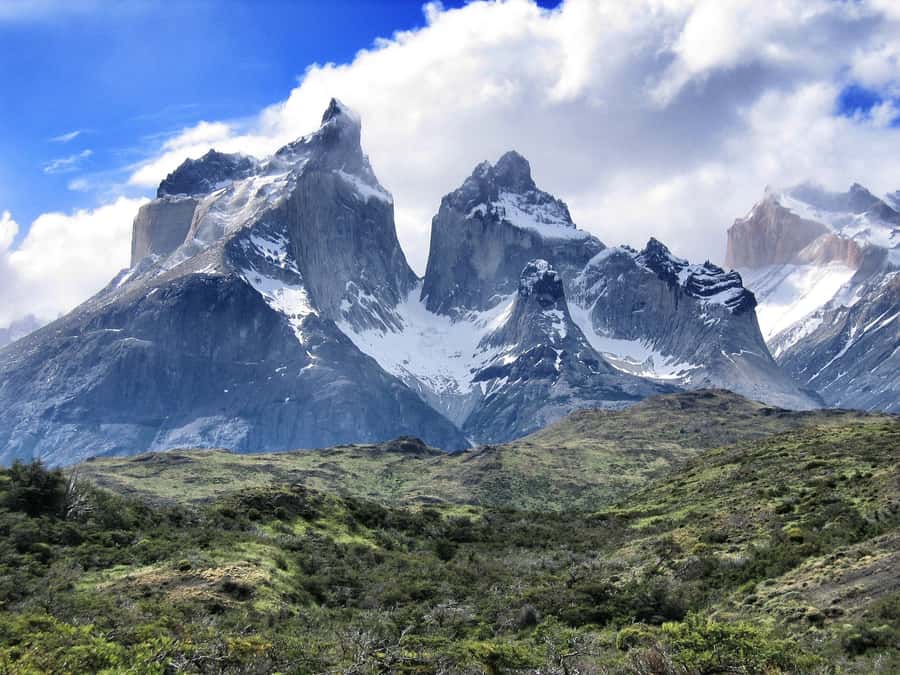 Puerto Natales: Torres del Paine Full Day Tour - Milodon Cave on the Way Back: History, Then Back to Patagonia Mode