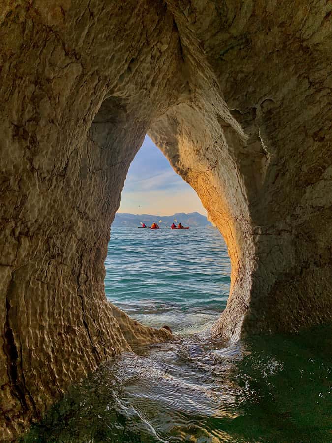 Puerto Rio Tranquilo: Kayak Tour to the Marmol Chapels - The short hop-on stop, then back to the bay