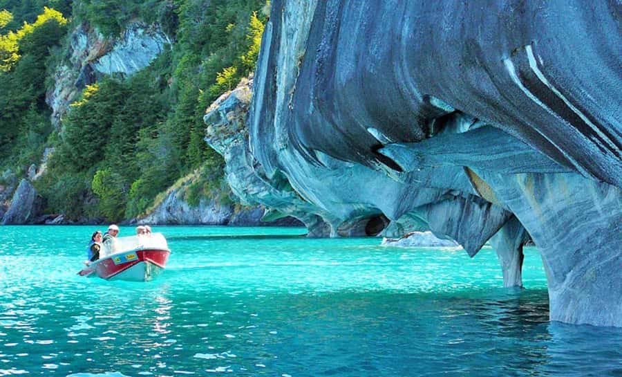 Puerto Tranquilo: Capillas de Mármol + Cathedral Boat Trip - Key highlights you will notice right away