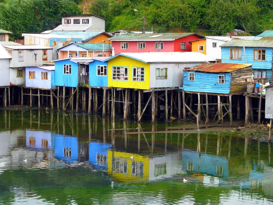Puerto Varas: FullDay Chiloe Island Tour Castro and dalcahue - Dalcahue and the Sunday craft fair rhythm