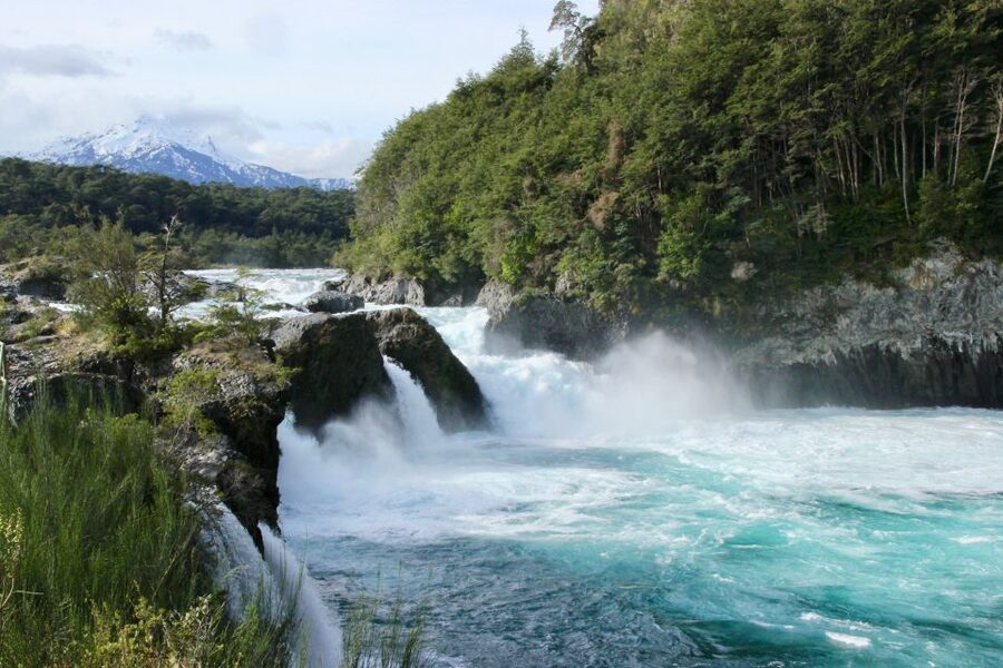 Puerto Varas: Osorno Volcano, Petrohue Falls Full-day Trip - Small Group Day Trips: Limited to 15, Bilingual Guidance