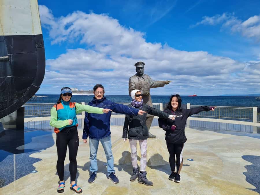 Punta Arenas: Magallanes National Reserve and City Tour - Walking the Magallanes Forest Park, then looking down on Punta Arenas