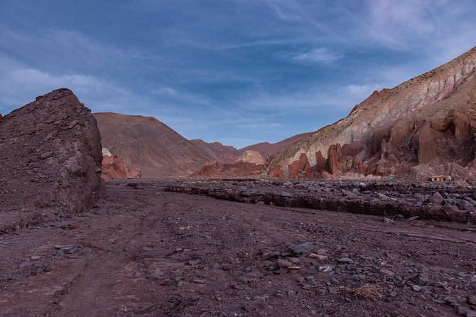 Rainbow Valley Tour, Yerbas Buenas Petroglyphs - Half Day Tour - A morning itinerary that fits real schedules