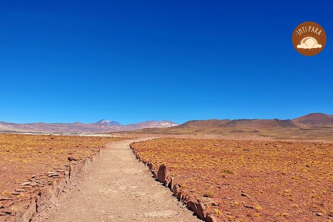 Red Stones and Altiplanic Lagoons - Socaire: the quiet village stop that refreshes your eyes