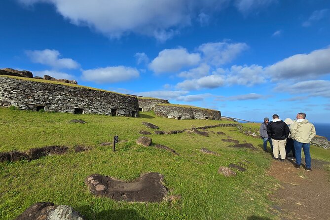 Sacred Horizons - 2 MUST VISIT full-day tours + lunch - The 9:00 am start and max 15 group size, what it means for your day