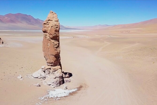 Salares Route and Exploration of the Caldera de la Pacana - Included lunch at a road-trip pace