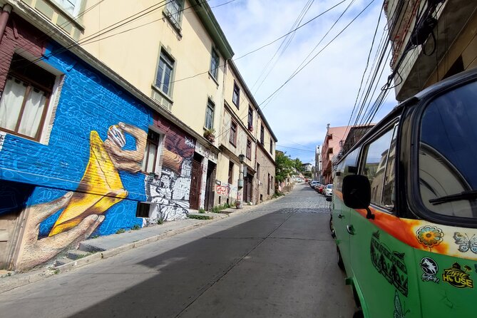 San Antonio to Valparaiso Private Tour with Santiago Drop Off - Valparaíso hill walking: Paseo Gálvez, Ascensor Concepción, and art viewpoints