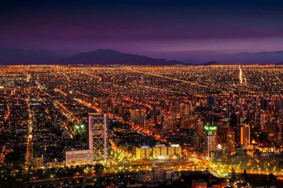 San Cristobal Hill Night Tour with Dinner Show - Meeting up, small-group size, and the value of a real guide