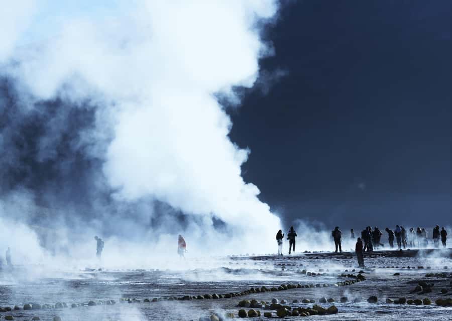 San Pedro de Atacama: El Tatio Geysers Tour - Guides and drivers: what you should expect from the human side