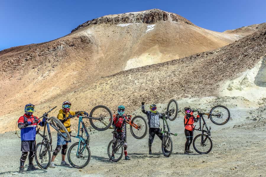 San Pedro de Atacama: Volcano Downhill Bike Tour - The first viewpoints: Paso Jama route and photo time near Licancabur