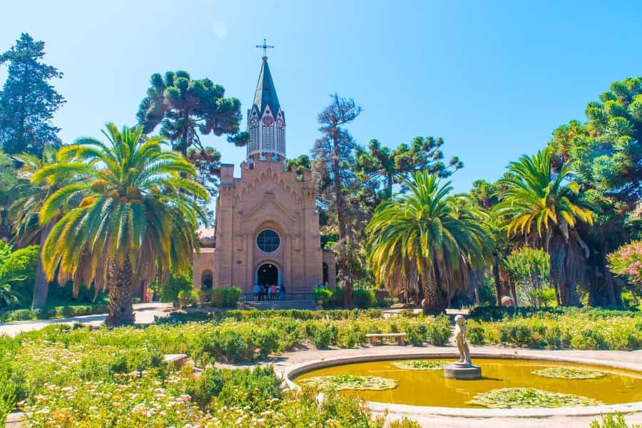 Santa Rita: Tour + Premium Wine Tasting + Private Transport - Should you book Santa Rita with private transport?