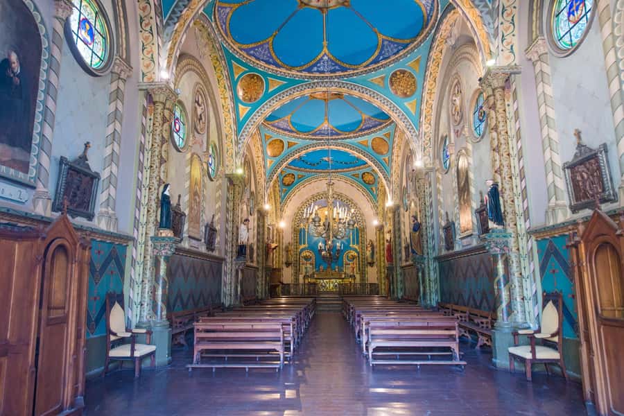 Santa Rita: Tour + Premium Wine Tasting + Private Transport - Price and value: what $184 really buys