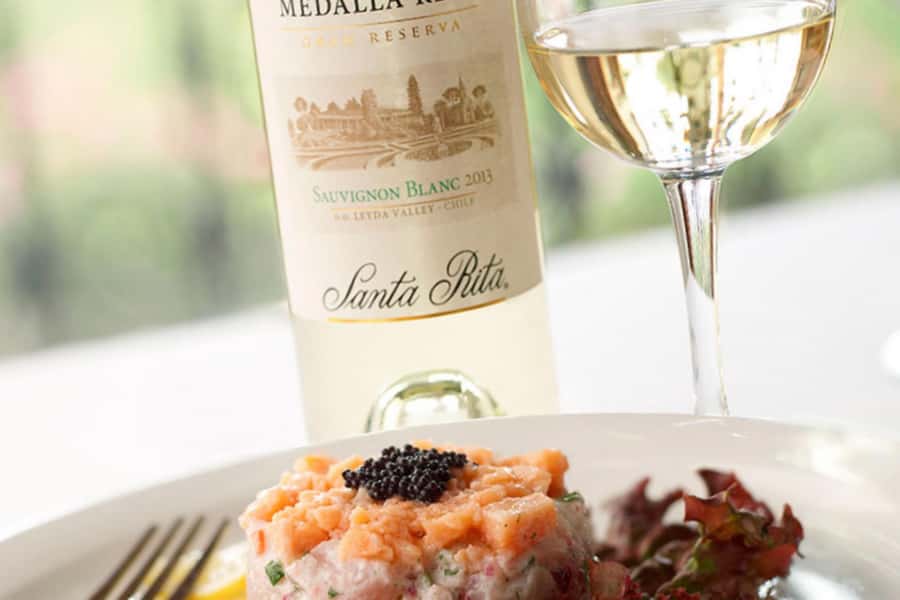 Santa Rita Vineyard Tour with Lunch, an Unforgettable Day! - Wine tasting: one Reserva and two Gran Reserva (adults only)