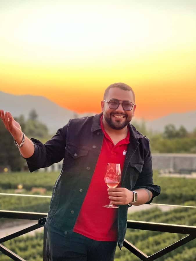 Santiago: Alyan Winery Sunset with Wine Tastings and Dinner - Alyan Sunset at Alyan Family Wines, what you are really buying