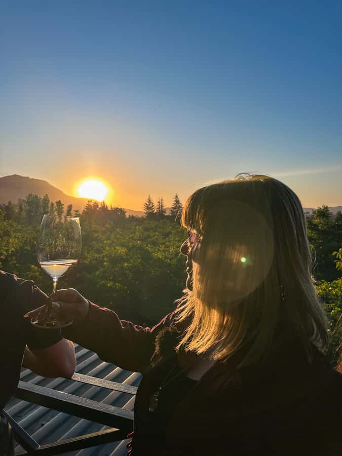Santiago: Alyan Winery Sunset with Wine Tastings and Dinner - Sunset views and photo time, when you want your camera ready