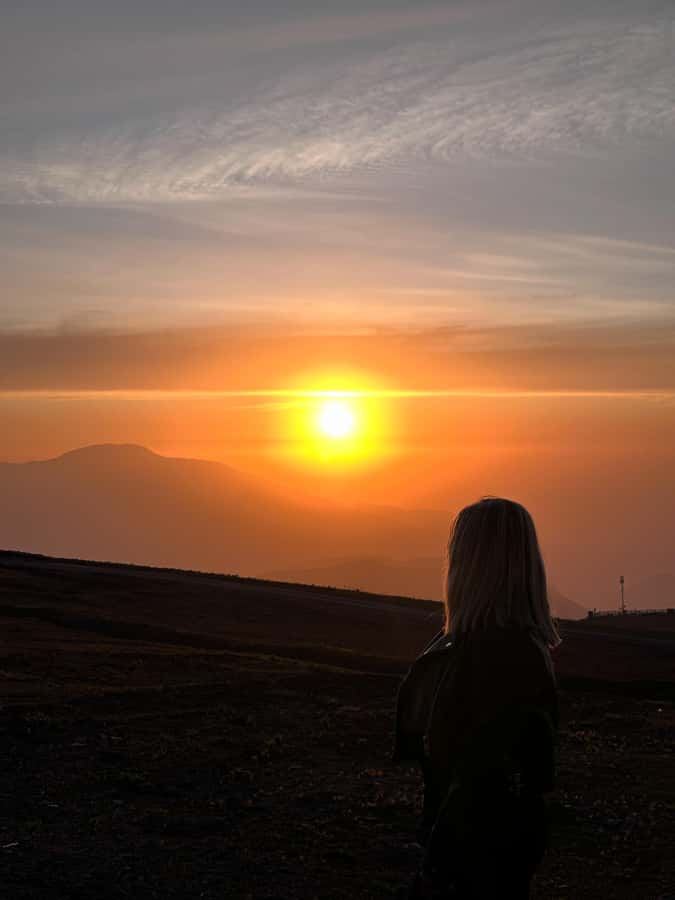 Santiago: Andes Mountains Sunset and Valle Nevado & Picnic - Valle Nevado: photos, a guided hand, and then your own time