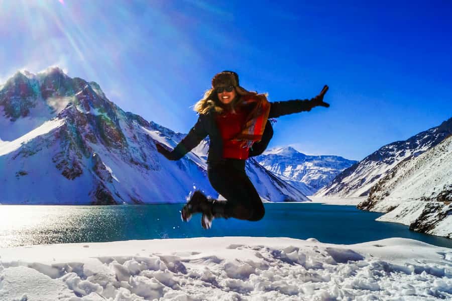 Santiago: Cajon del Maipo/Embalse del Yeso Tour with Picnic - Tinoco Tunnel and Andes towns: more than just photo stops
