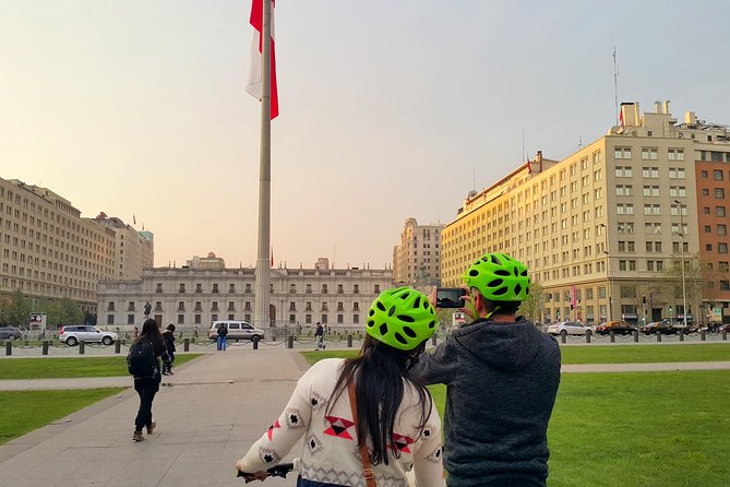 Santiago Center Cultural Bike Tour - Catedral Metropolitana: a short visit with big symbolic weight