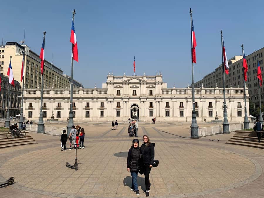 Santiago: Electric Scooter City Tour with Lunch - Alameda Avenue to La Moneda, seeing Chile’s power in plain sight